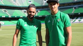 ماندي في نجدة رياض بودبوز في فريق بيتيس إشبيليا