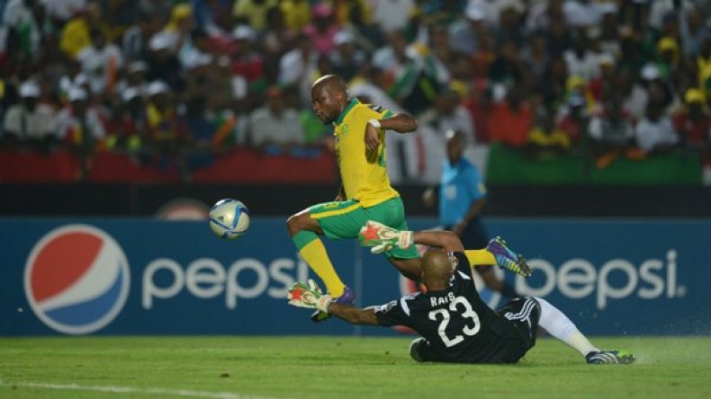 “الكاف” تعترف بأن غوركوف كان محقا بشأن ملعب مونغومو