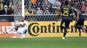 مبولحي يعود إلى فريقه فيلاديلفيا