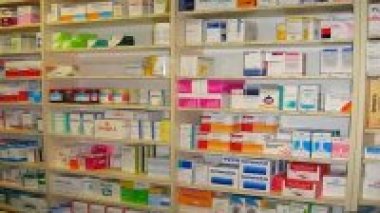 Des contrats de gré à gré simple pour l’importation des médicaments essentiels