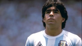 مارادونا سيعود لمداعبة الكرة!؟