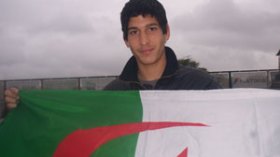 مهاجم راسينغ باريس سالم مبروك يصنع الحدث بفرنسا