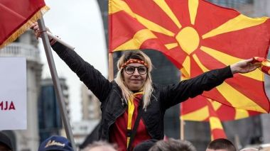 La Macédoine change officiellement de nom