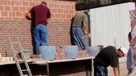 بطالون، بناءون ونزلاء بيوت قصديرية متورطون في تهرب ضريبي بالملايير!