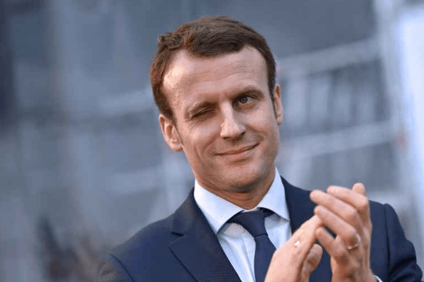 Emmanuel Macron Vows To Handle Harkis File