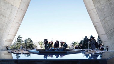 Harkis associations forgive Macron