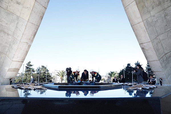 Harkis associations forgive Macron