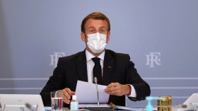 أنت آخر من يتحدث عن الديمقراطية يا ماكرون