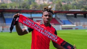 اتحاد العاصمة يضم المدافع الكاميروني نيك مكساس لسنتين