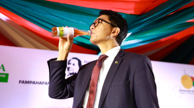 Madagascar: Une boisson miracle pour lutter contre le corona