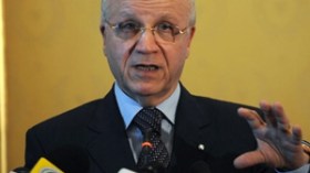 مدلسي يكذب تزويد نظام القذافي بسيارات حربية لنقل المرتزقة