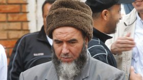 مدني مزراق: رحيل قايد صالح خسارة لكل من آمن بالدولة النوفمبرية