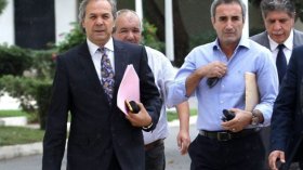 Pour se séparer de Madjer: la FAF prête à payer 800 millions!