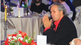 أنا مدرب “الخضر”.. وسأردّ على من هاجموني!