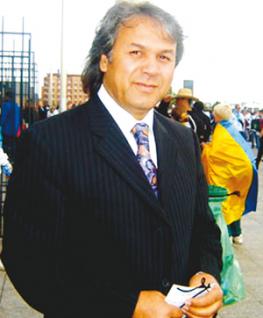 Madjer to Echorouk: “I am eager to vie for FAF Presidency in 2013 election”