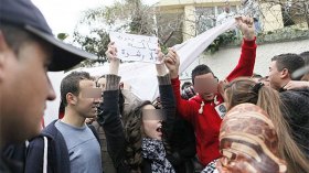 طلبة المجاستير يعودون للاحتجاج أمام مقر وزارة التعليم العالي