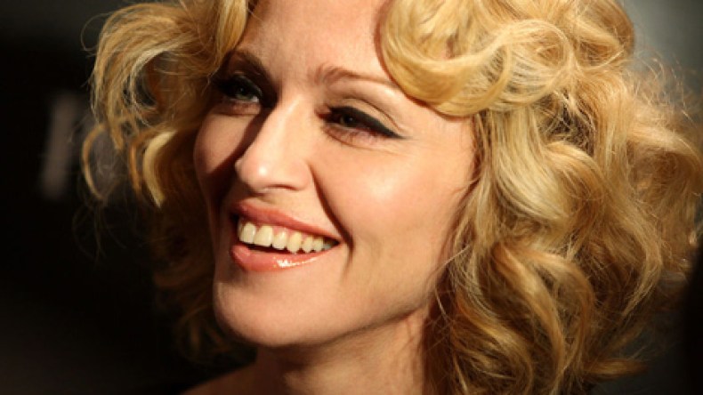 إلغاء حفل “مادونا”في لبنان لتبرعها بجزء من أجرها للجيش الاسرائيلي