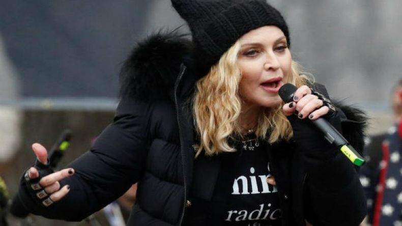 هل فكرت مادونا في تفجير البيت الأبيض؟