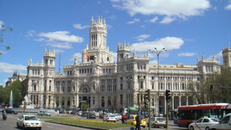 تقرير لمصالح الإستعلامات بمدريد : إسبانيا تحولت إلى معقل لتجنيد منتسبين للجماعة السلفية