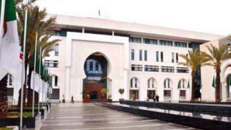 الجزائر للفرقاء اليمنيين: عليكم بالحكمة وتغليب لغة الحوار