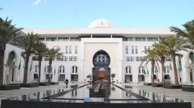 الجزائر تستدعي السفير المالي