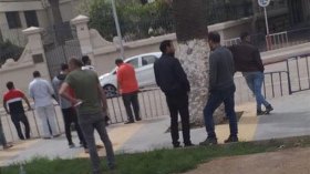 مغاربة يطالبون الجزائر بترحيلهم وسفير بلادهم يرفض استقبالهم