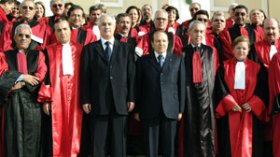 القضاة‭ ‬يطالبون‭ ‬برفع‭ ‬الأجور‭ ‬ومساواتها‭ ‬برواتب‭ ‬إطارات‭ ‬الدولة