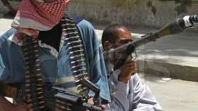 جيش المهدي يرفض القاء السلاح  والصدر يدعو الزعماء العرب لدعم المقاومة