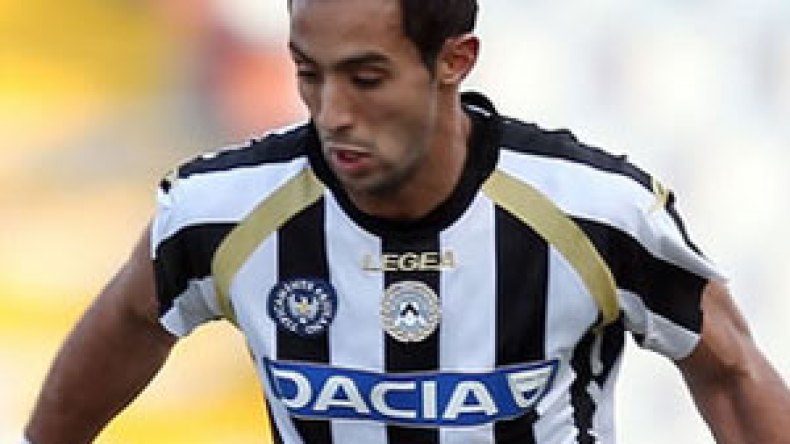 المغربي مهدي بن عطية ضمن قائمة المرشحين لجائزة أفضل مدافع في العالم