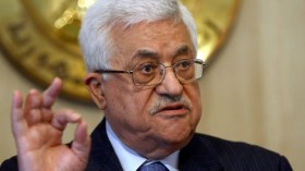 عباس‮ ‬يعلن‮ ‬استقالة‮ ‬فريق‮ ‬المفاوضات‮ ‬الفلسطيني