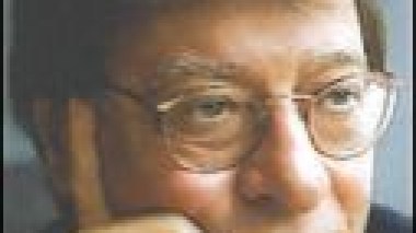 Khalida Toumi: Mahmoud Darwich s'est éteint en “léguant une poésie éternelle”