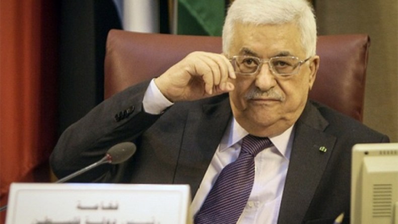 عباس يرحب بتمديد المفاوضات شريطة أن تنتهي بإقامة الدولة الفلسطينية