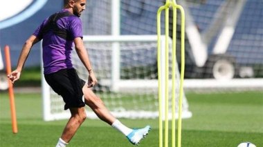 A Spanish Newspaper Advises Riyad Mahrez To Leave Manchester City