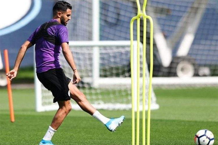 A Spanish Newspaper Advises Riyad Mahrez To Leave Manchester City