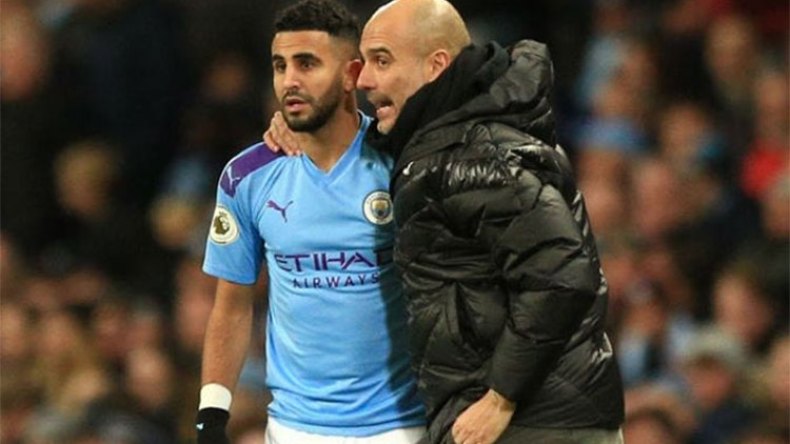 محرز يتضامن مع غوارديولا بعد وفاة والدته