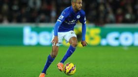 روائع محرز أمام أستون فيلا