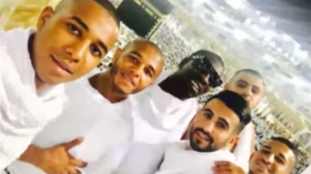 موضة السيلفي في البقاع المقدّسة تستهوي عديد الرياضيين المسلمين