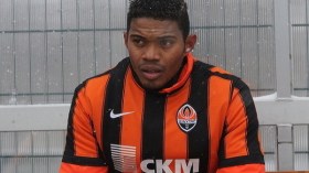 مصرع اللاعب البرازيلي مايكون في حادث مرور