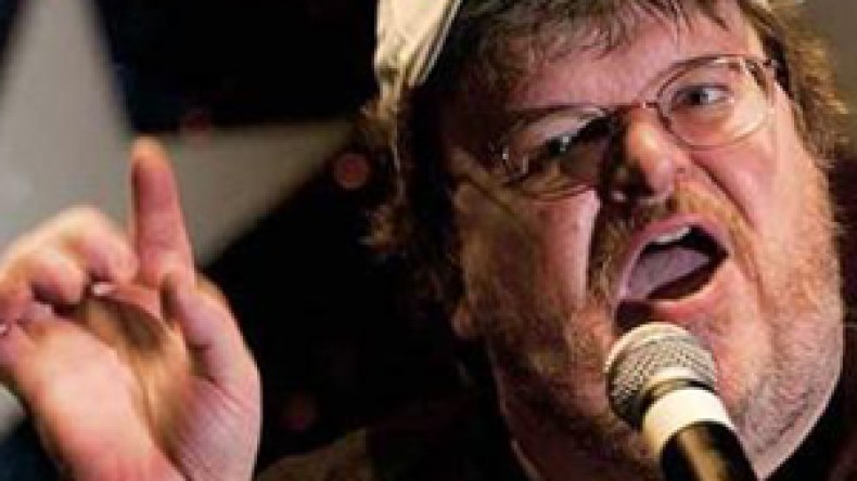 المخرج الأمريكي مايكل مور يؤيد تشييد  مسجد نيويورك بجراوند زيرو