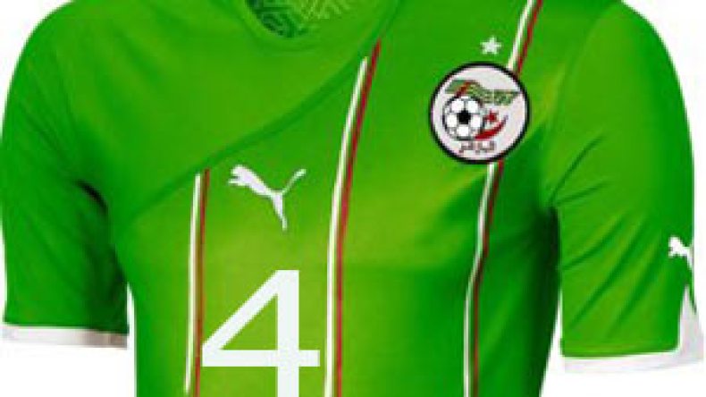 لغز الرقم 4 في مباراة الجزائر- المغرب يحير الجزائريين