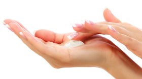 وصفات ليدين وقدمين ناعمتين