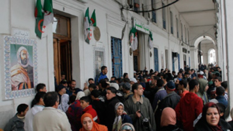 وفاة مؤلمة لمير سكيكدة أياما بعد وفاة نائبه الأول
