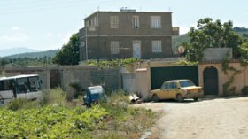 والدة درودكال تدعو ابنها للتوبة عبر الشروق: “أريد أن تسلم نفسك لأراك قبل أن أموت”