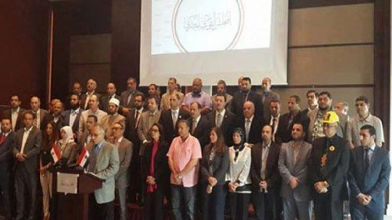 مثقفون وسياسيون يؤسسون المجلس الثوري المصري