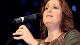 الأردنية ماكدي نحاس تكرّم الطيّار معاذ الكساسبة من الجزائر