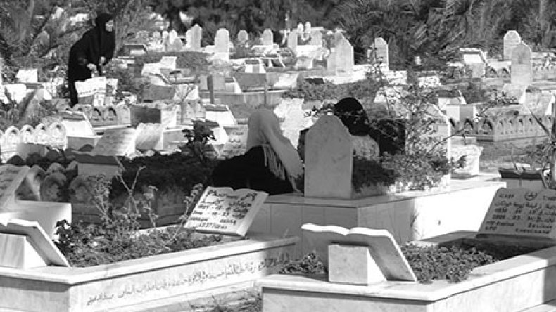 قبور للبيع بـ5 ملايين للأغنياء و1800 دج للبسطاء..!