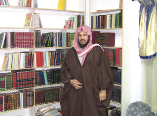 Droukdel contacte le chef spirituel d’Al Qaida pour avoir des fetwas