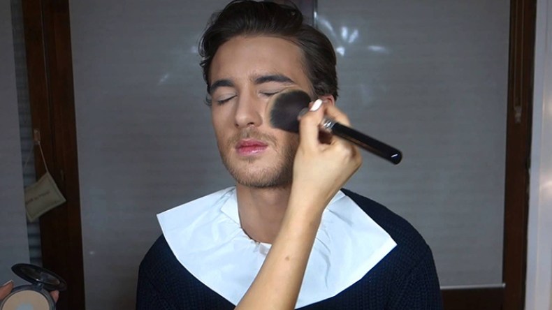 التجميل يستحوذ على نصف العلاجات الجلدية بالجزائر
