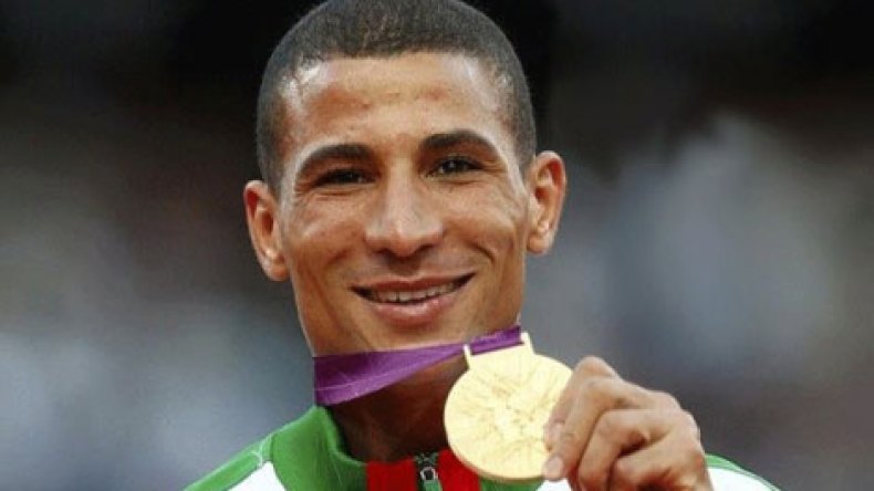 700 مليون لمخلوفي وميداليته كادت تسرق في ساحة الشهداء