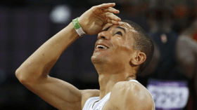 مخلوفي يعود بقوة.. ويفوز بثاني سباق له في 3 أيام